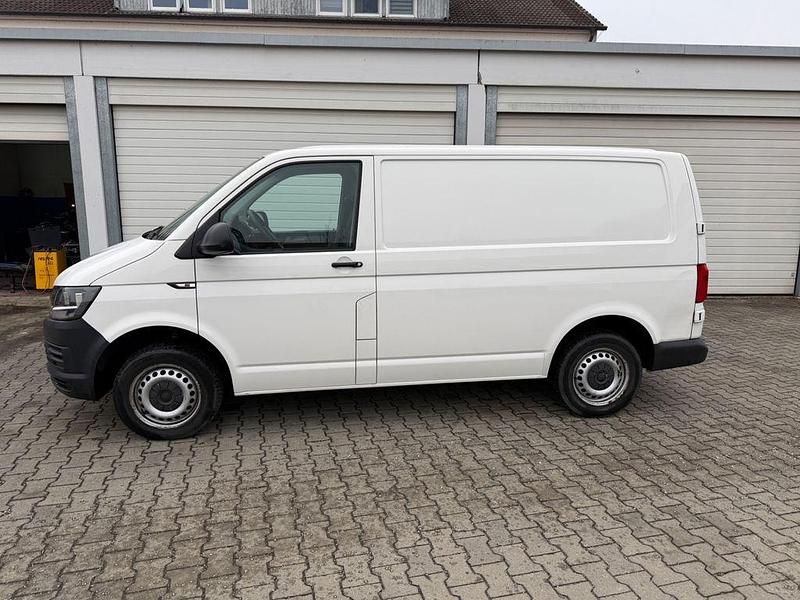 Gebraucht VW Transporter 102 PS (75 kW) 2017 Candyweiss Van