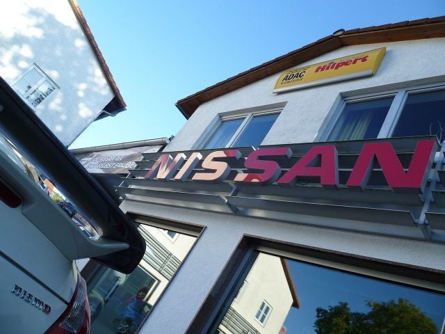 Gebraucht Nissan Evalia Tekna 110 PS (80 kW) 2016 Andere farbe metallic Van / Kleinbus