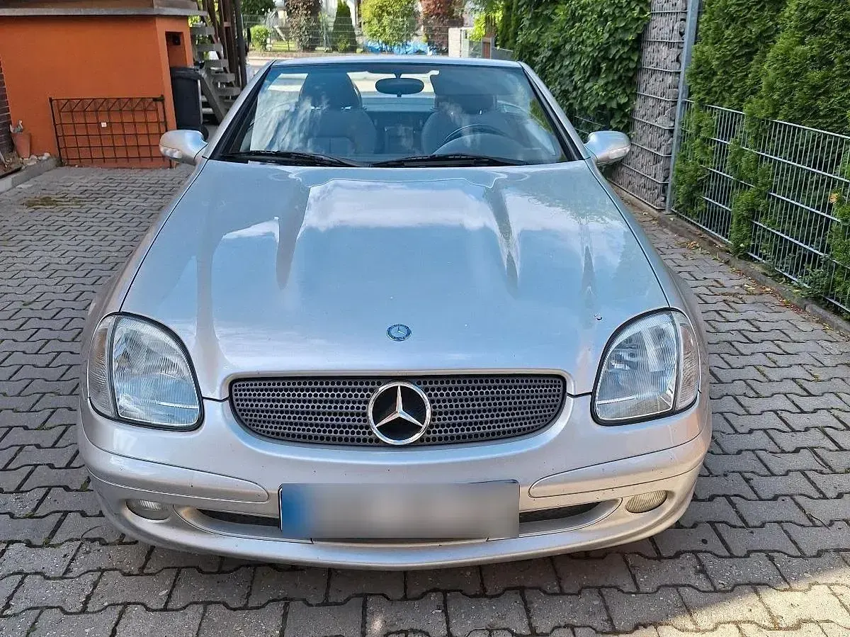 Gebraucht Mercedes SLK230 190 PS (139 kW) 2000 Silber Cabrio