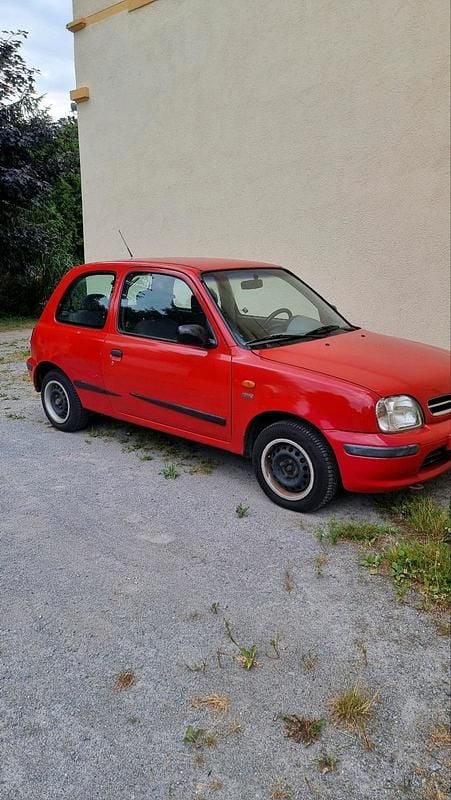 Rot Gebraucht 1998 Nissan Micra Kleinwagen | 1.200 € - Bild 1/4