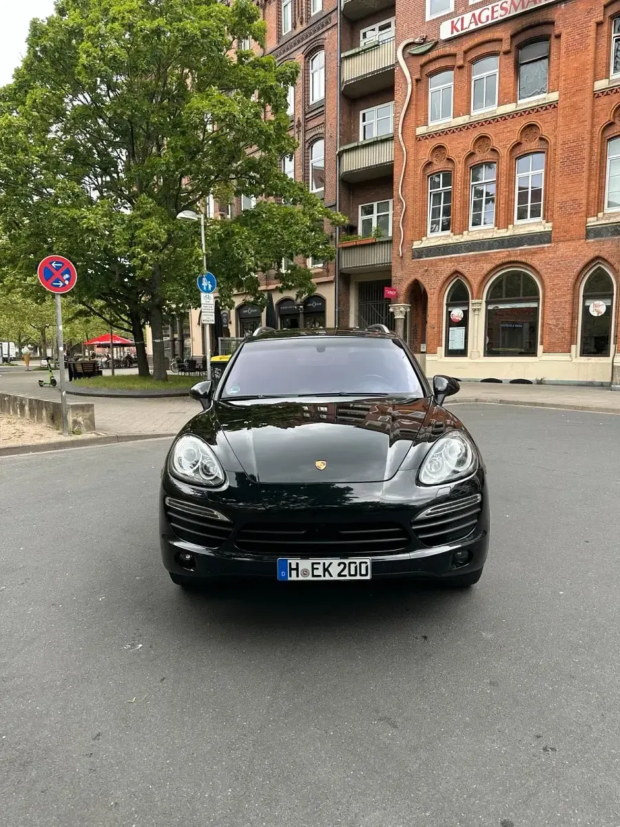 Gebraucht Porsche Cayenne S 405 PS (297 kW) 2010 Schwarz SUV