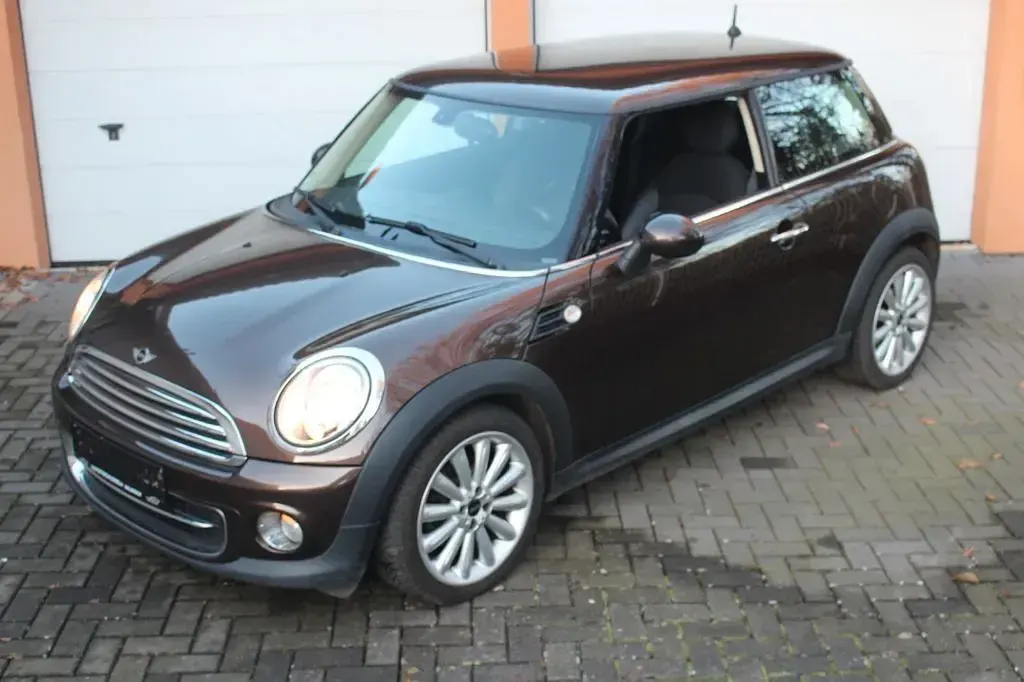 Gebraucht Mini Cooper 122 PS (89 kW) 2010 Braun Kleinwagen