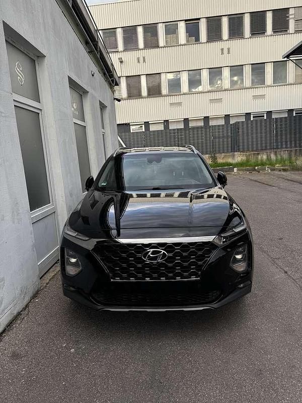 Schwarz Gebraucht 2019 Hyundai Santa Fe Premium SUV | 22.000 € (Fairer Preis) - Bild 1/4