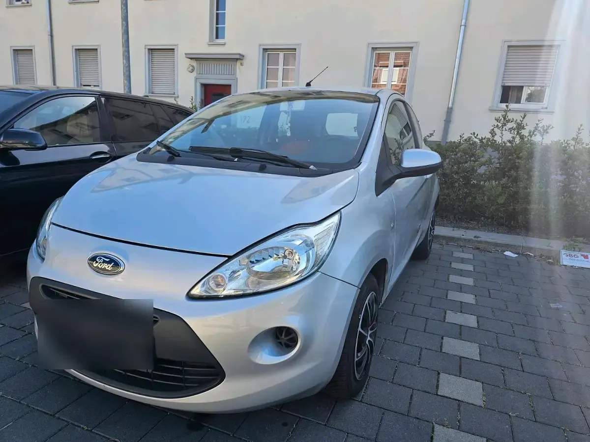 Usado Ford Ka 69 HP (50 kW) 2008 Cinzento Citadino