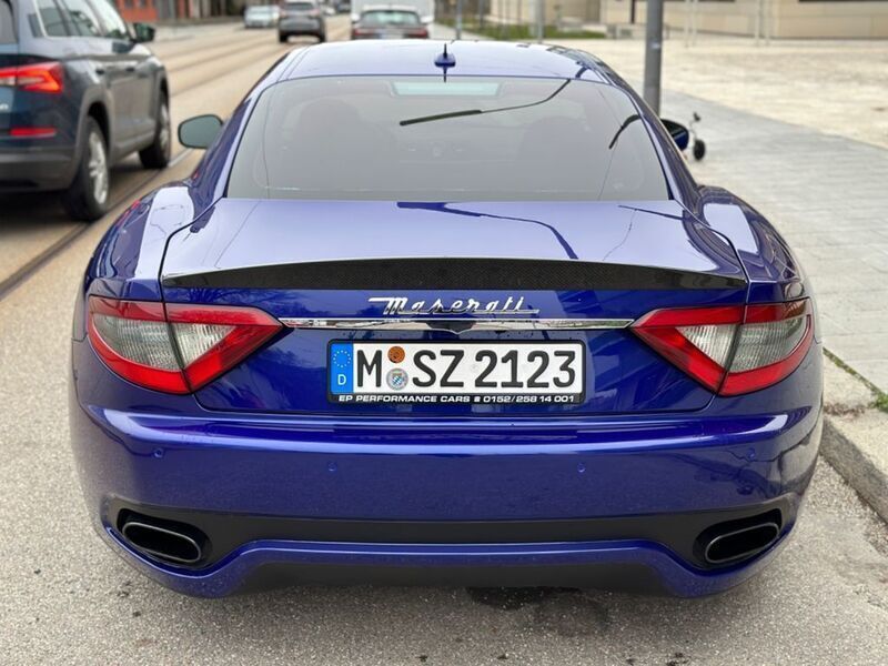 Gebraucht Maserati Granturismo 460 PS (338 kW) 2017 Blau Coupé