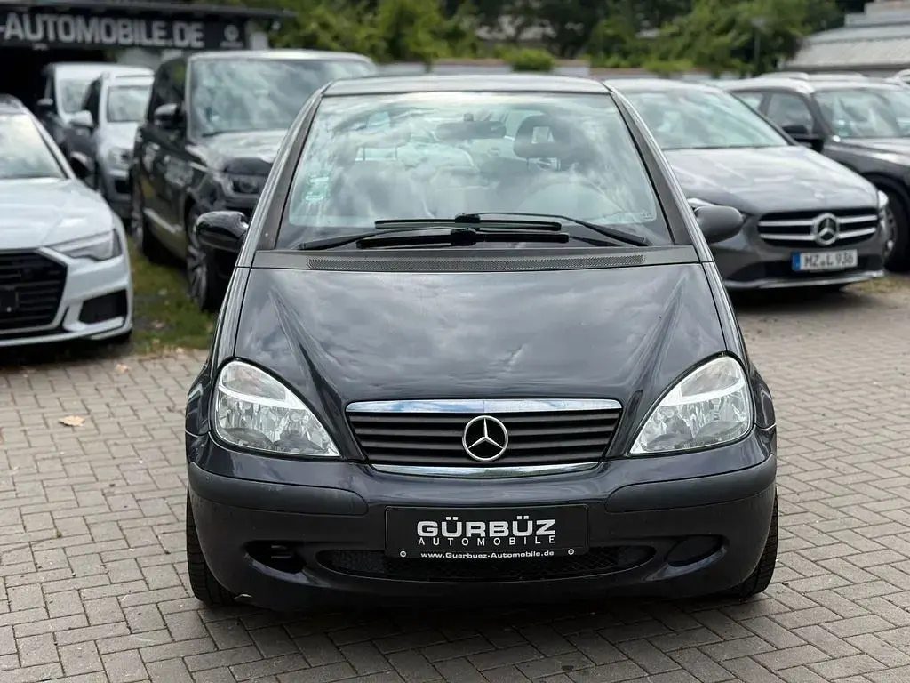 Gebraucht Mercedes A140 Classic 82 PS (60 kW) 2003 Schwarz Kleinwagen