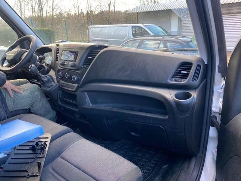 Gebraucht Iveco Daily 90 PS (66 kW) 2023 Weiss