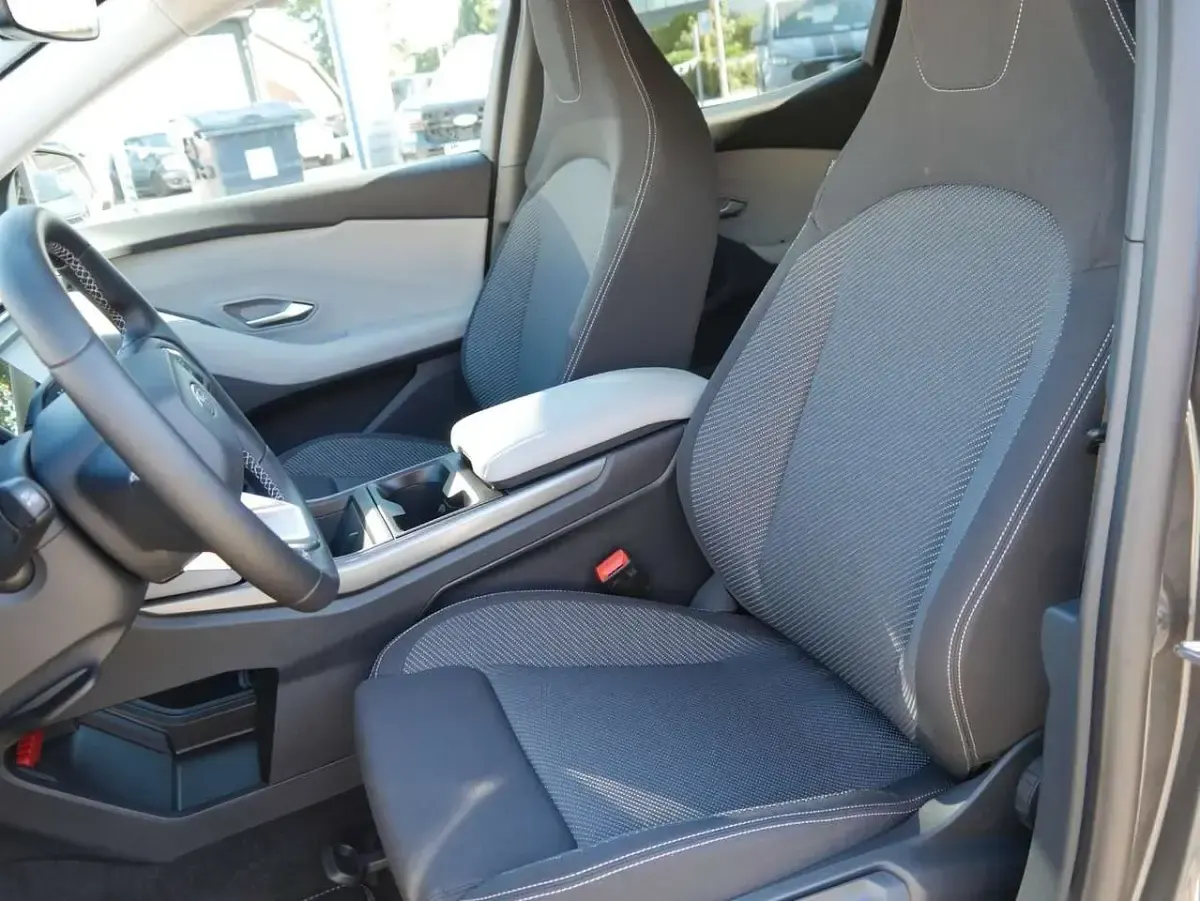 Neu Ford Explorer Extended Range 210 kW (286 PS) 2026 Magneticgrey SUV