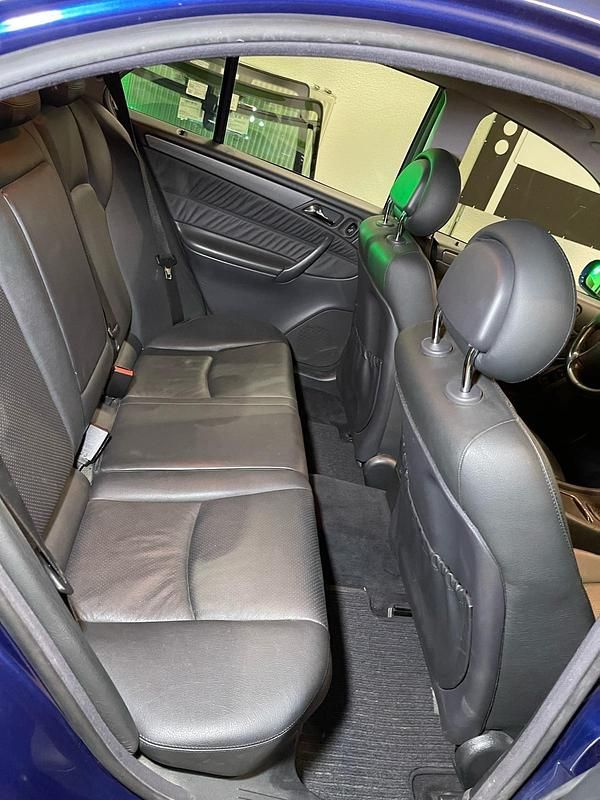 Gebraucht Mercedes C270 170 PS (125 kW) 2001 Blau Limousine