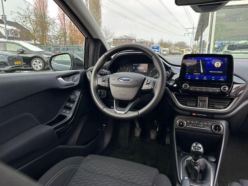 Gebraucht Ford Fiesta Titanium 125 PS (91 kW) 2023 Schwarz Limousine