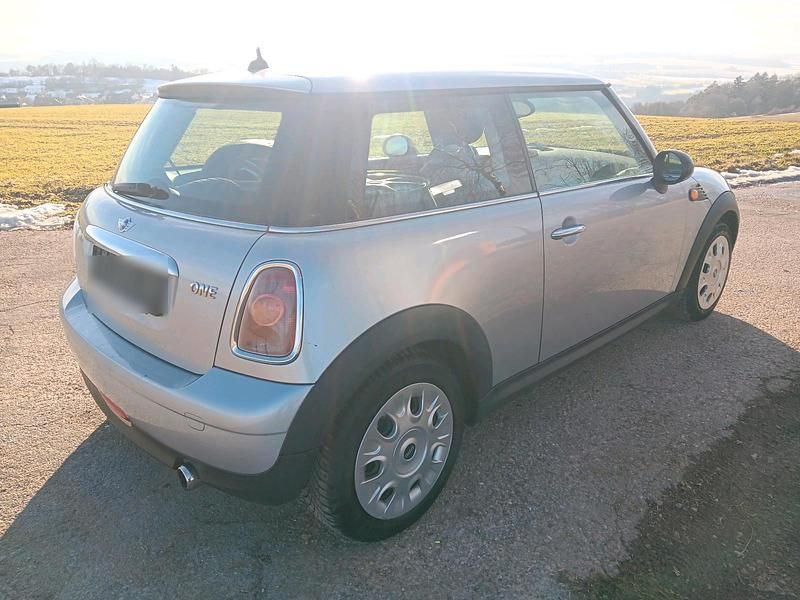 Gebraucht Mini Cooper 75 PS (55 kW) 2006 Silber Kleinwagen