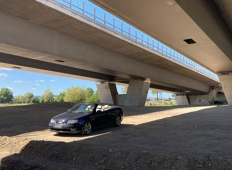 Gebraucht Saab 9-3 Cabriolet Vector 175 PS (128 kW) 2004 Blau Cabrio