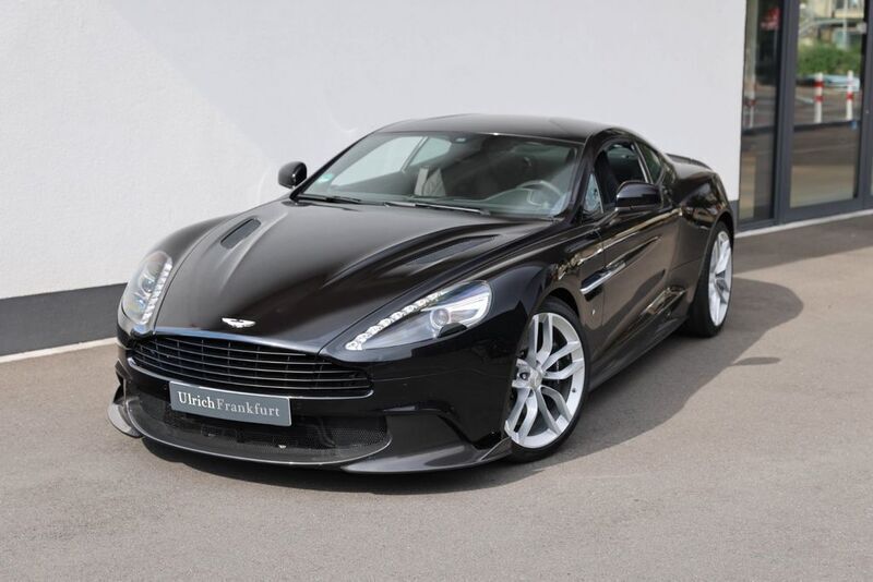 Onyx black (metallic) Gebraucht 2018 Aston Martin Vanquish Coupé | 244.800 € - Bild 1/4