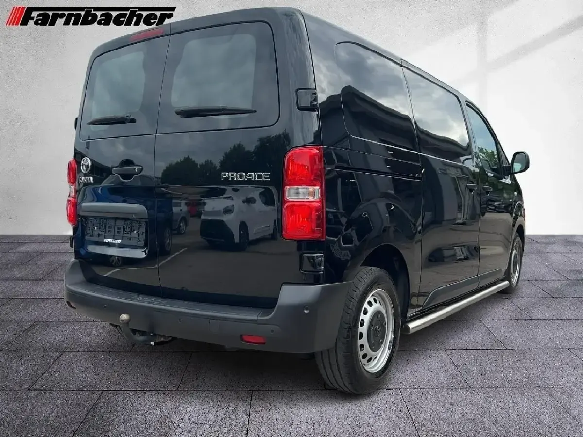 Gebraucht Toyota Proace Plus 144 PS (105 kW) 2022 Schwarz Van / Kleinbus