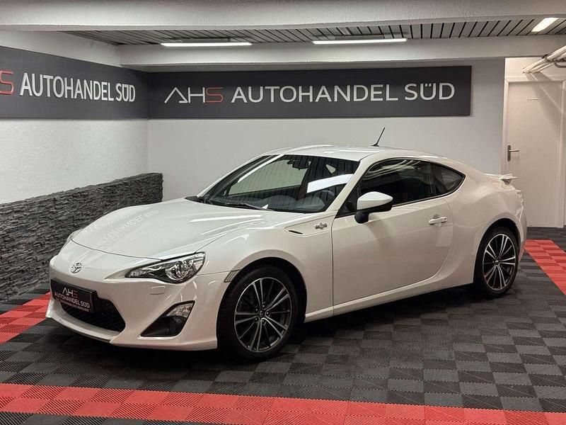 Gebraucht Toyota GT86 GT 200 PS (147 kW) 2013 Satin white Coupé