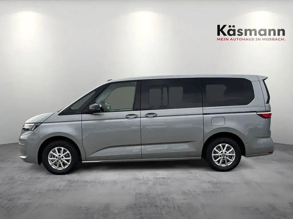 Nouă VW Multivan 150 CP (110 kW) 2026 Argintiu Monovolum