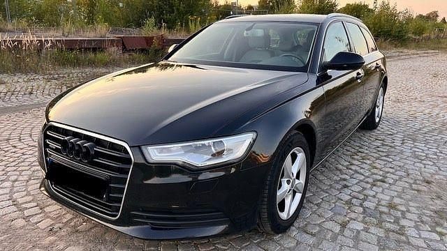 Gebraucht Audi A6 Ambiente 204 PS (150 kW) 2013 Schwarz Kombi