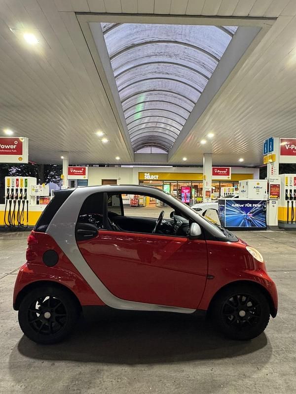 Rot Gebraucht 2007 Smart ForTwo Coupé Coupé | 2.900 € (Guter Preis) - Bild 1/4
