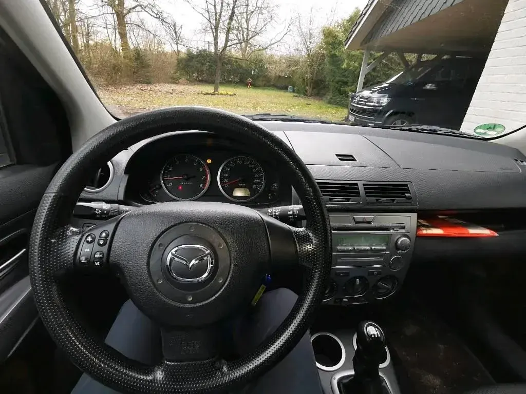 Gebraucht Mazda 2 80 PS (58 kW) 2007 Blau Kleinwagen