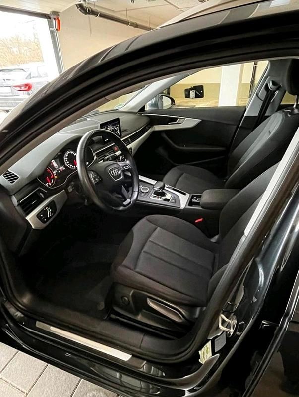 Gebraucht Audi A4 150 PS (110 kW) 2016 Grau Kombi