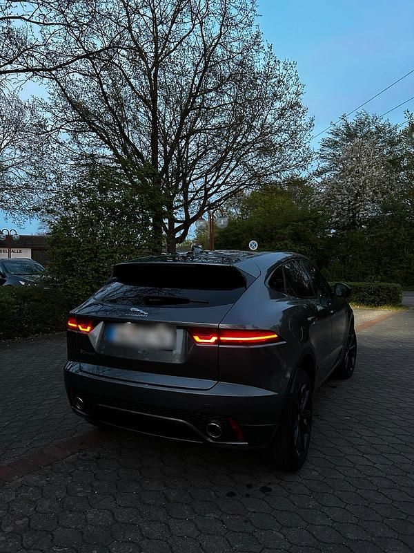 Gebraucht Jaguar E-Pace R-Dynamic 300 PS (220 kW) 2019 Grau SUV