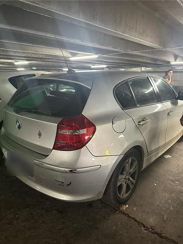 Gebraucht BMW 118 140 PS (102 kW) 2011 Grau Kleinwagen