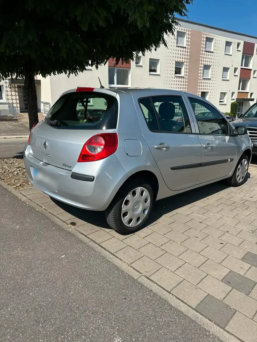 Gebraucht Renault Clio 75 PS (55 kW) 2008 Grau Kleinwagen