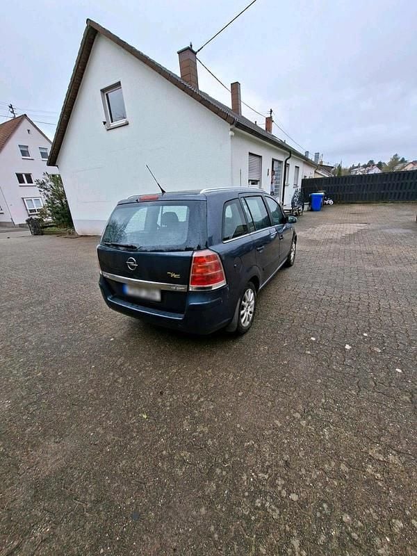 Gebraucht Opel Zafira 120 PS (88 kW) 2007 Van / Kleinbus