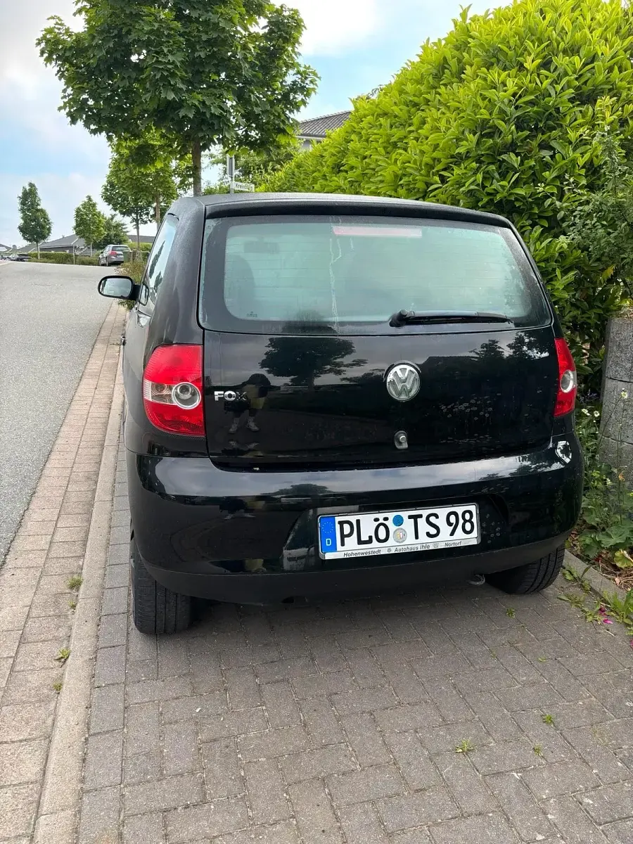 Gebraucht VW Fox 55 PS (40 kW) 2007 Schwarz Kleinwagen
