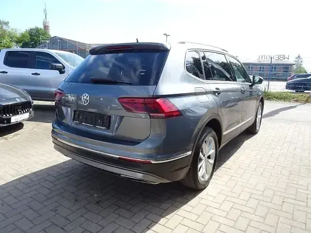 Gebraucht VW Tiguan Allspace Highline 190 PS (139 kW) 2019 Grau SUV
