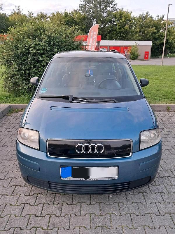 Blau Gebraucht 2002 Audi A2 Kleinwagen | 950 € (Superpreis) - Bild 1/4