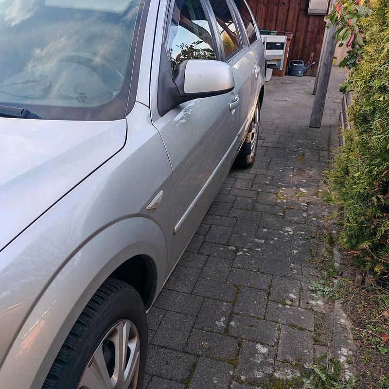 Gebraucht Ford Mondeo 125 PS (91 kW) 2006 Grau Kombi