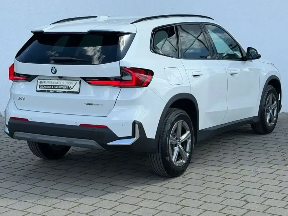 Gebraucht BMW X1 150 PS (110 kW) 2025 Weiß SUV