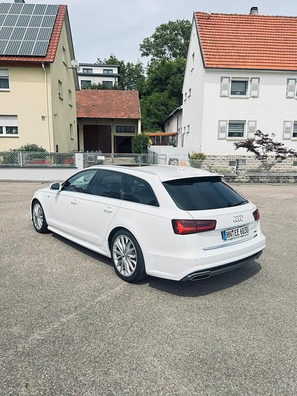 Gebraucht Audi A6 S-Line 218 PS (160 kW) 2015 Weiß Kombi