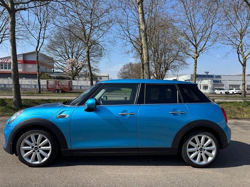 Gebraucht Mini Cooper D 116 PS (85 kW) 2017 Blau Kleinwagen