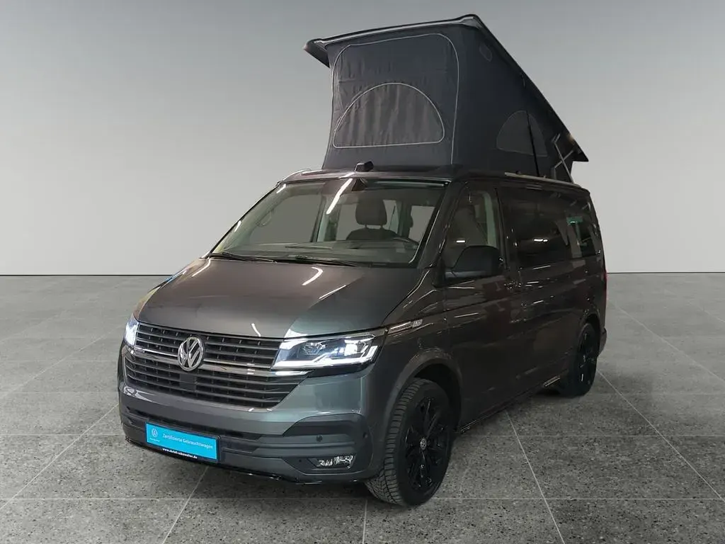 Gebraucht VW California Beach 204 PS (150 kW) 2022 Indiumgrau metallic Van