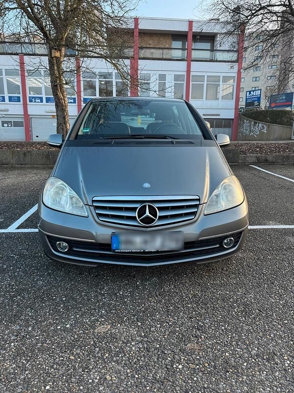 Andere farben Gebraucht 2008 Mercedes A150 Kleinwagen | 2.600 € (Fairer Preis) - Bild 1/4