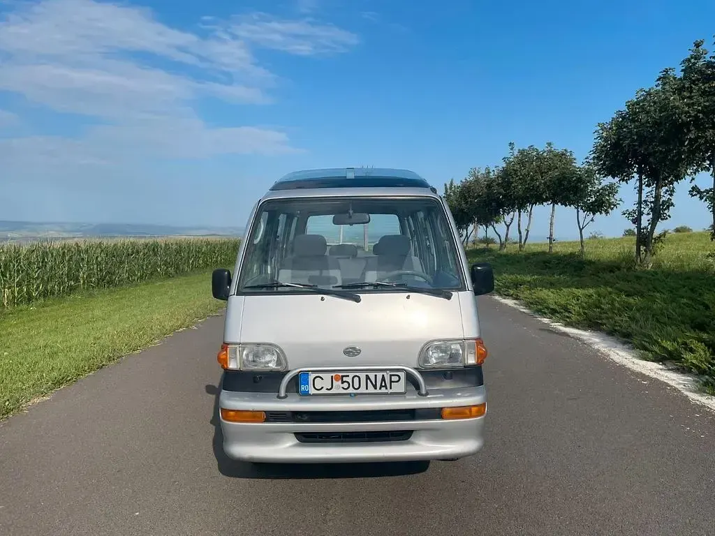 Gebraucht Subaru Libero 54 PS (39 kW) 1993 Silber Van / Kleinbus