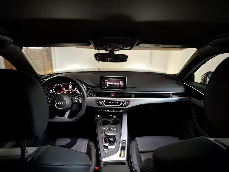 Gebraucht Audi A4 190 PS (139 kW) 2019 Schwarz Kombi