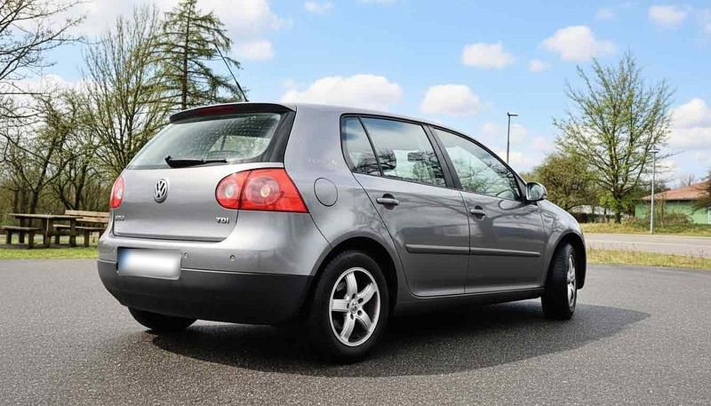 Gebraucht VW Golf V 90 PS (66 kW) 2007 Grau Limousine