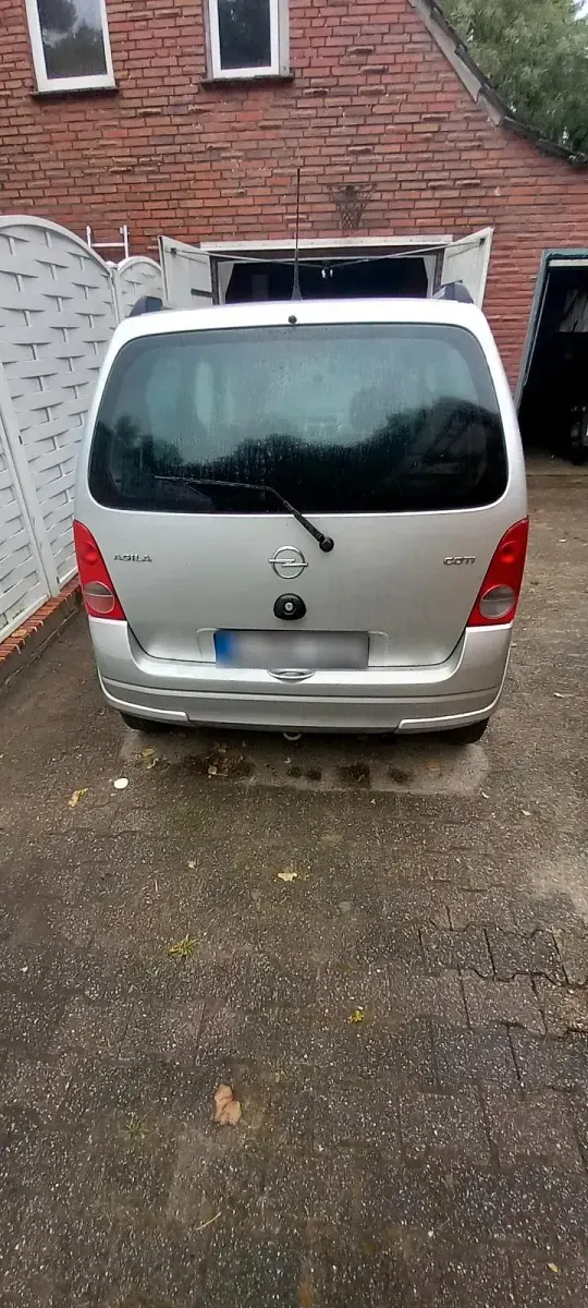 Gebraucht Opel Agila 70 PS (51 kW) 2006 Silber Kleinwagen