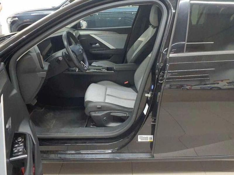 Gebraucht Opel Astra Elegance 131 PS (96 kW) 2024 Karbon schwarz metallic Kombi