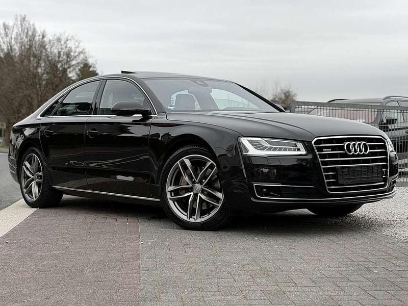 Gebraucht Audi A8 Ambiente 258 PS (189 kW) 2015 Havannaschwarz metallic Limousine