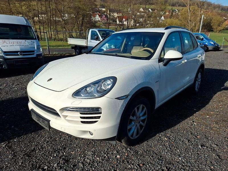Gebraucht Porsche Cayenne 245 PS (180 kW) 2011 Weiß SUV