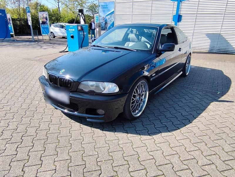 Gebraucht BMW 325 M Sport 192 PS (141 kW) 2005 Schwarz Coupé