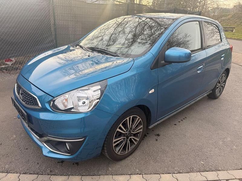 Gebraucht Mitsubishi Space Star Edition 80 PS (58 kW) 2018 Blau Kleinwagen