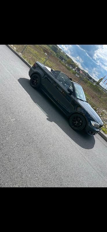 Gebraucht BMW 120 Cabriolet 177 PS (130 kW) 2012 Schwarz Cabrio