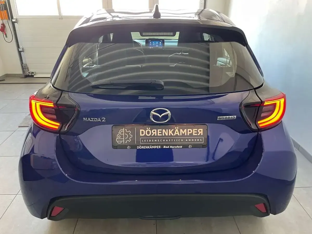 Neu Mazda 2 Exclusive 116 PS (85 kW) 2026 Glass blue Kleinwagen