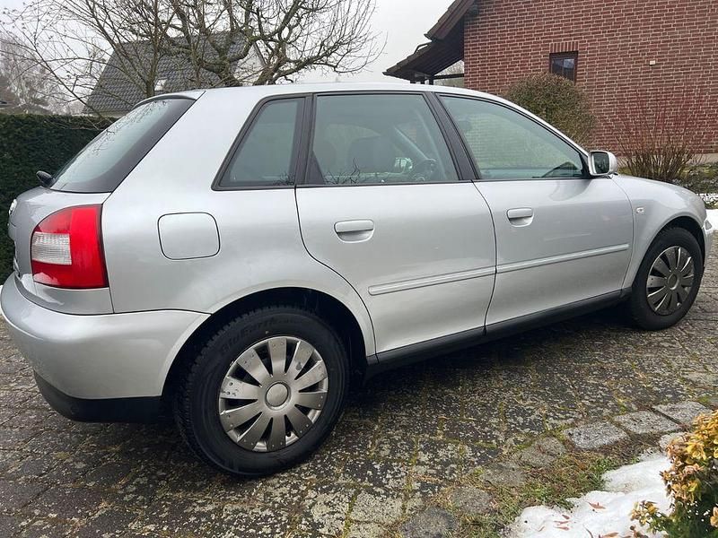 Gebraucht Audi A3 102 PS (75 kW) 2003 Grau Limousine