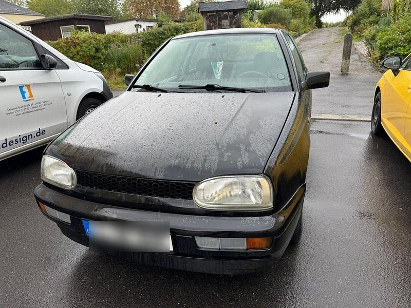Gebraucht 1996 VW Golf III Kleinwagen | 1.100 € (Fairer Preis) - Bild 1/4